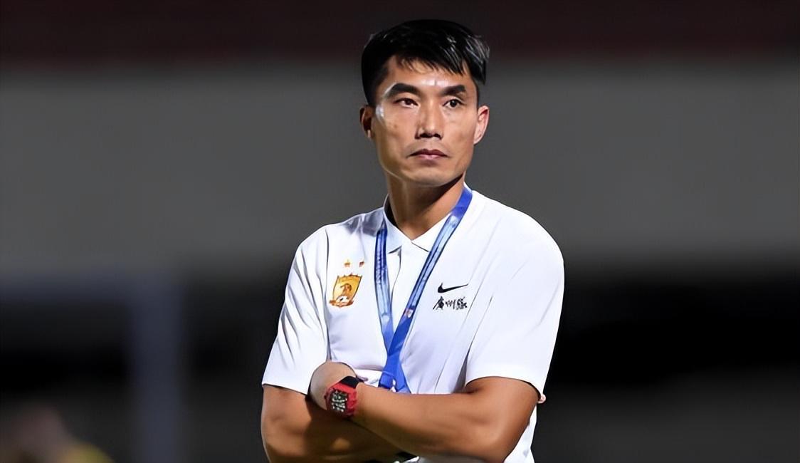 espn-单欢欢上赛季一球未进,却依然没被送走,未来有希望被郑智重用